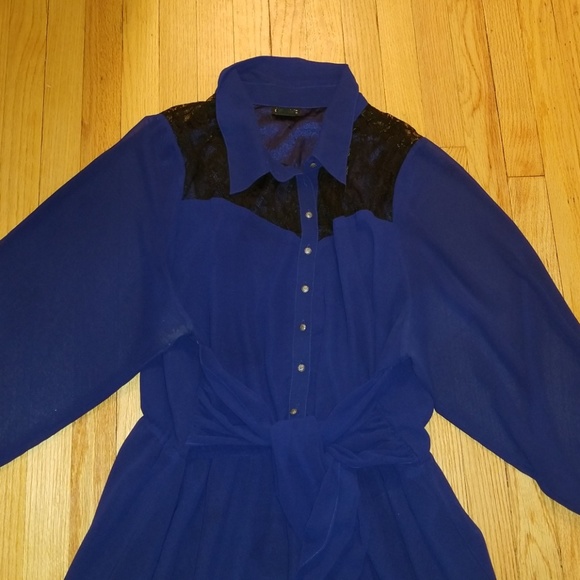 Blue Dress with lace - Picture 2 of 8